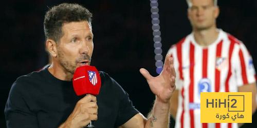 صحفي مدريدي يسخر من الأتليتي بسبب احتفالية تقديم الصفقات الجديدة