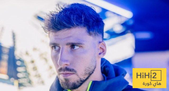 مانشستر سيتي يصل ملعب الاتحاد قبل مواجهة توتنهام
