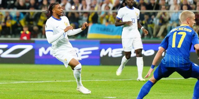 احصائيات مباراة فرنسا و اوكرانيا في الشوط الأول