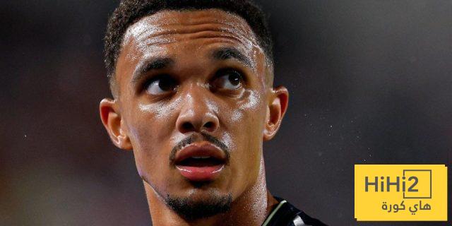 أرنولد يرد على المنتقدين