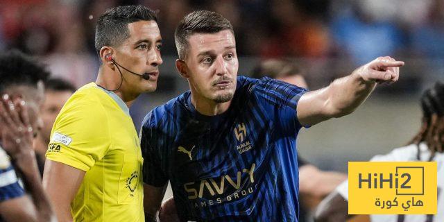 الهلال يضمن حكام أجانب لمبارياته في دوري روشن