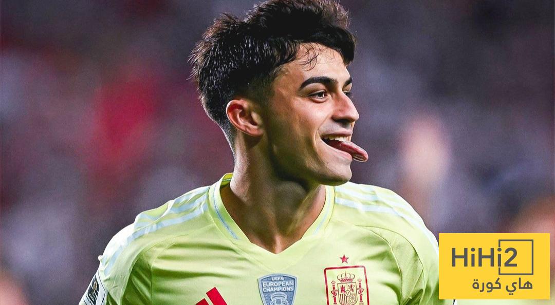 بيدري يثبت نفسه كأفضل لاعب وسط في العالم
