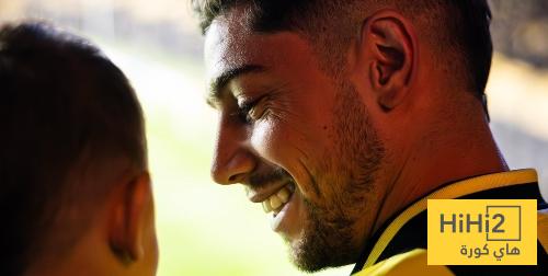 صور.. فالفيردي يصطحب اطفاله لتشجيع بنيارول