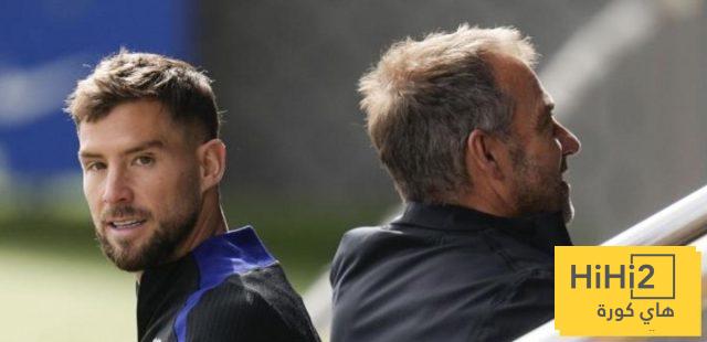 رحيل إينيغو مارتينيز يترك أثره على دفاع برشلونة