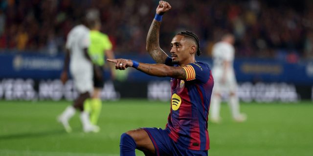 رافينيا وليفاندوفسكي يشتركان في رقم تاريخي مع برشلونة