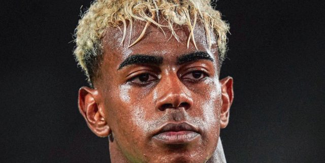 برشلونة يتواصل مع الاتحاد الإسباني بشأن لامين يامال