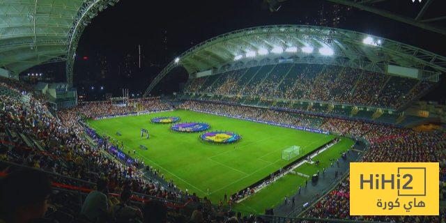 صورة : تيفو ” النصر العظيم ” يزين ملعب الأول بارك