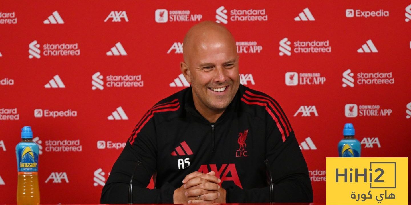 سلوت ينهال بالمديح على محمد صلاح