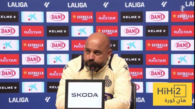 قبل مواجهة ريال مدريد.. مدرب إسبانيول يدافع عن التحكيم الإسباني!