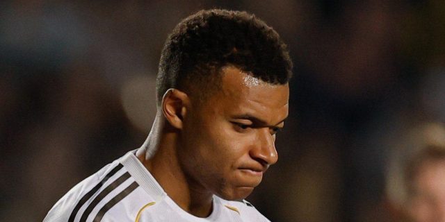إنجاز جديد لمبابي في دوري الأبطال