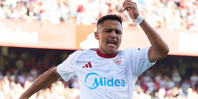 سانشيز يكشف سبب الاحتفال أمام برشلونة