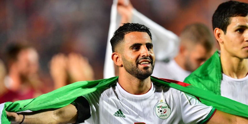 أرقام رياض محرز مع منتخب الجزائر ضد نيجيريا