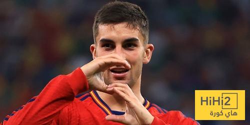 مساعد  دي لافوينتي يشيد بلاعب البارسا قبل انطلاق مباراة جورجيا