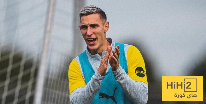 مدافع بروسيا دورتموند يرد على عرض ليفربول