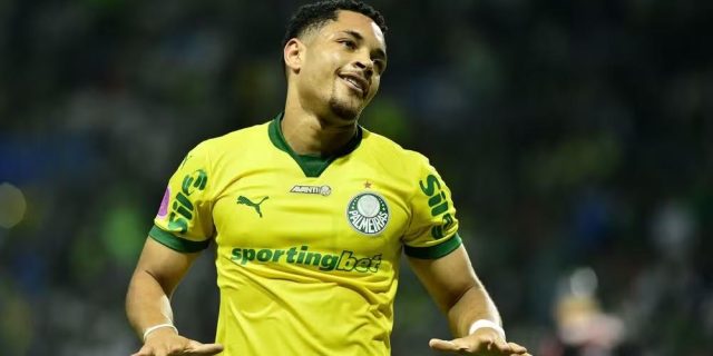 فيتور روكي ينفجر بعد رحيله عن برشلونة.. شاهد أرقامه!