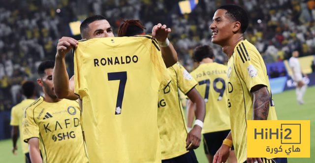 كريستيانو رونالدو يعيد فتح جراح برشلونة
