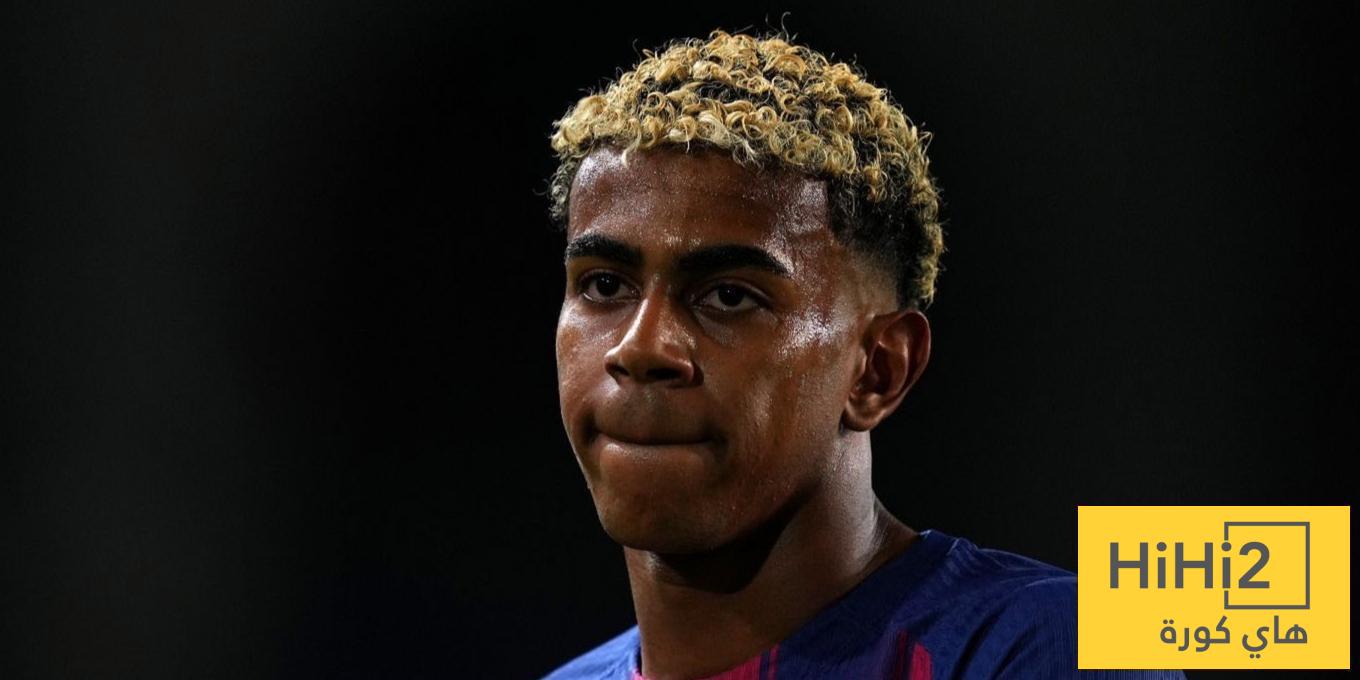 لاعب برشلونة يدافع عن لامين يامال
