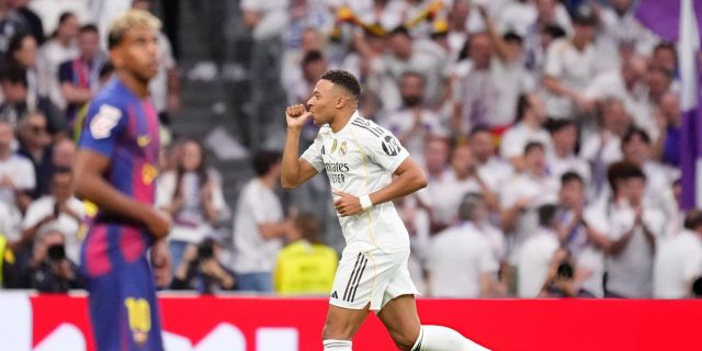 كم هدف لمبابي في شباك برشلونة؟