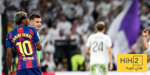 غرفة ملابس برشلونة … متعاطفة مع لامين