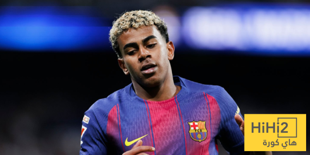 لامين يامال يبهر زملائه في برشلونة