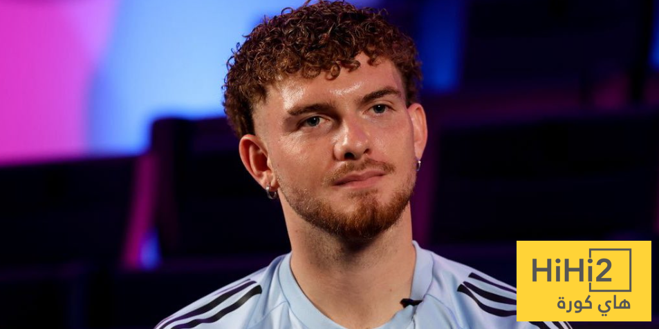 إليوت يعاني في إعارته مع أستون فيلا