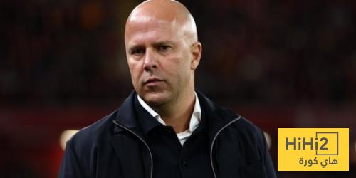 تعليق قوي من سلوت على تراجع أداء ليفربول هذا الموسم