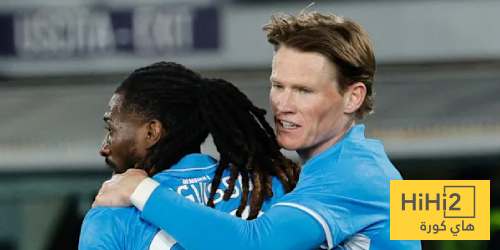 الشوط الأول – نابولي يتعادل سلبيا مع فرانكفورت