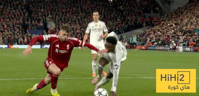 هل كان ريال مدريد يستحق ركلة جزاء في لقطة فينيسيوس ؟