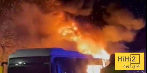 صور .. حريق ضخم في أحد حافلات جماهير برشلونة قبل مواجهة كلوب بروج