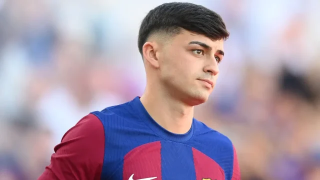 بيدري يكشف عن اللاعب الذي يرغب في ضمه لبرشلونة