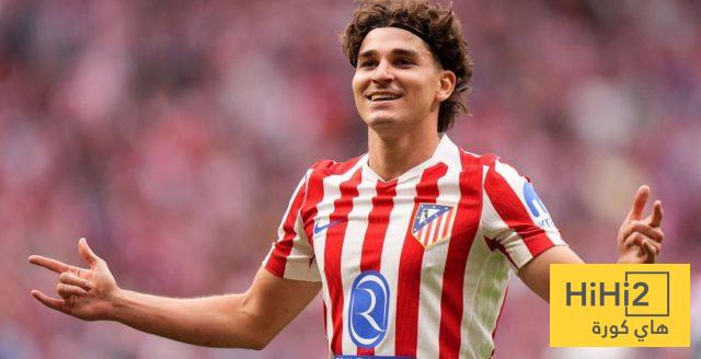 هل يفكر برشلونة في التعاقد مع ألفاريز كبديل لـ ليفاندوفسكي ؟