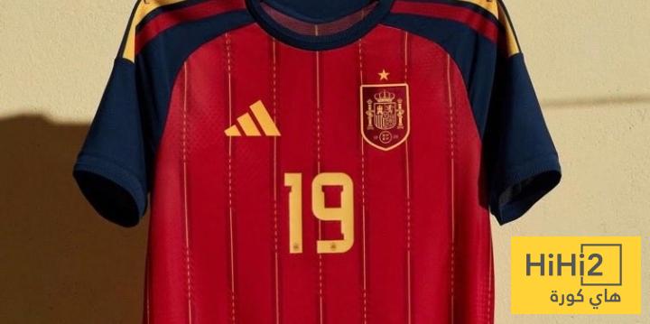 إسبانيا تخوض مباراة تركيا بقميص المونديال