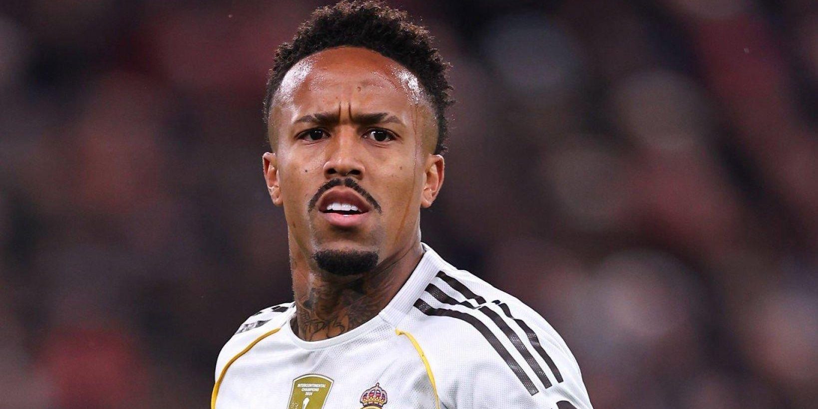 ميليتاو يسابق الزمن للحاق بموقعة مانشستر سيتي