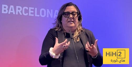 إلينا فورت تؤكد : برشلونة يعود للكامب نو بدون رابطة التشجيع