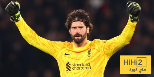 صور – أليسون يشارك في تدريبات ليفربول