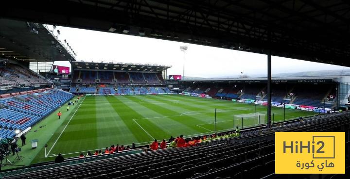 ملعب بيرنلي في أتم الجاهزية للقاء تشيلسي