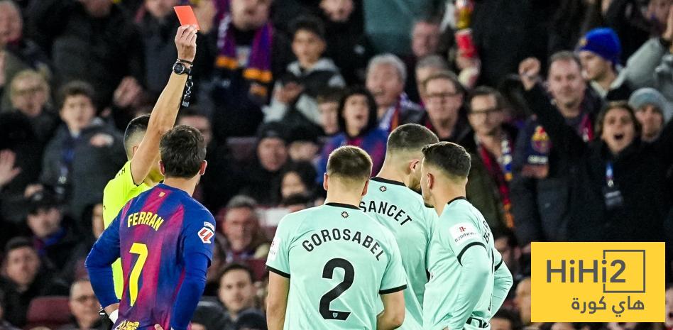 تفاصيل المحادثة التحكيمية لطرد سانسيت أمام برشلونة