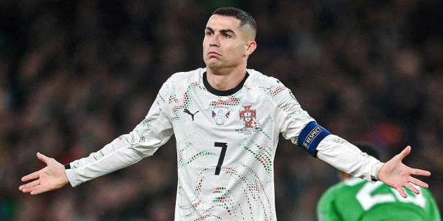 الكشف عن عقوبة كريستيانو رونالدو بعد طرده أمام أيرلندا
