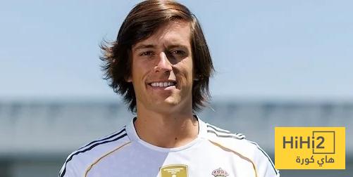 ما هي الأجواء داخل غرفة ملابس ريال مدريد ؟ .. كاريراس يجيب