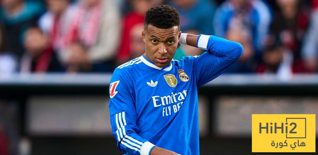 مدرب أولمبياكوس يسخر من مبابي قبل المواجهة المنتظرة