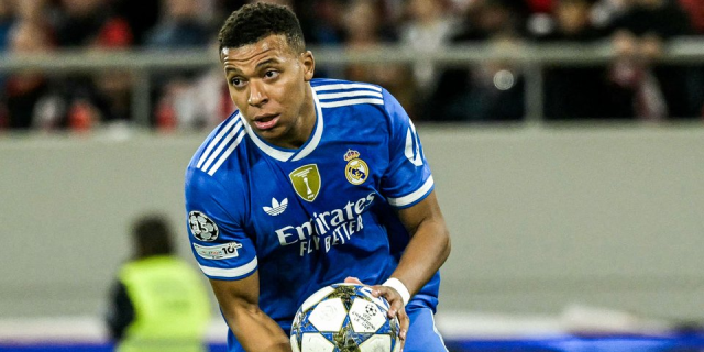 شاهد ترتيب مبابي بين أسرع اللاعبين تسجيلا للهاتريك في دوري الابطال