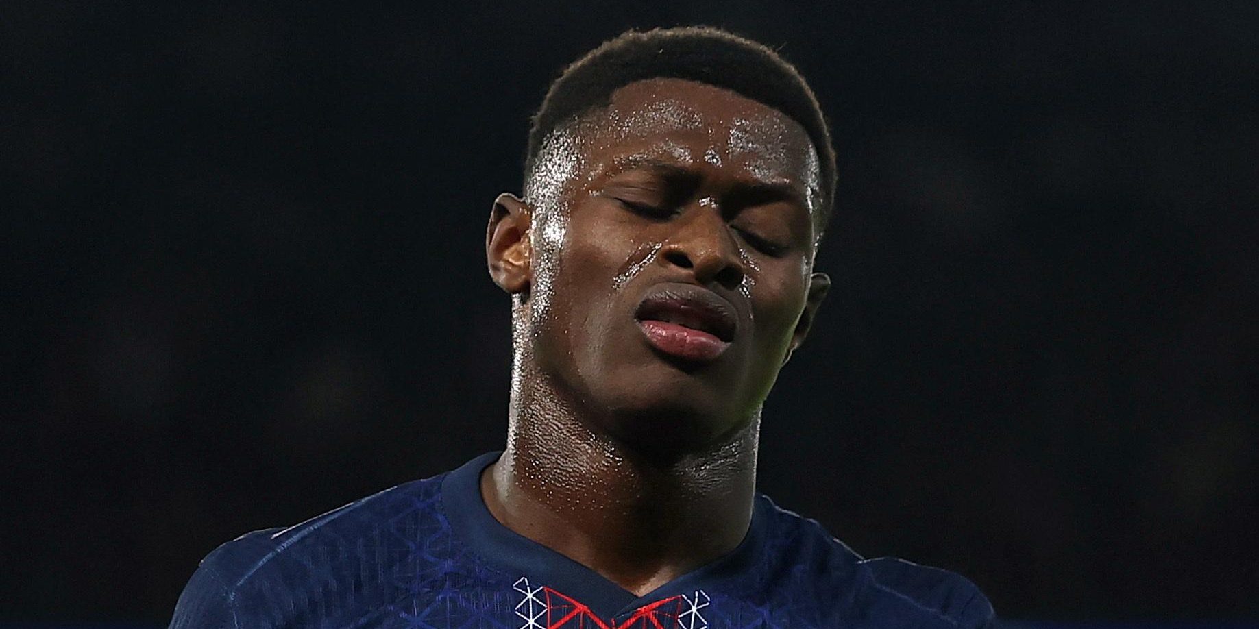 كيف أنقذ باريس نونو مينديز من إصابة خطيرة؟