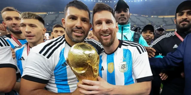 أجويرو يدعم عودة ميسي إلى برشلونة