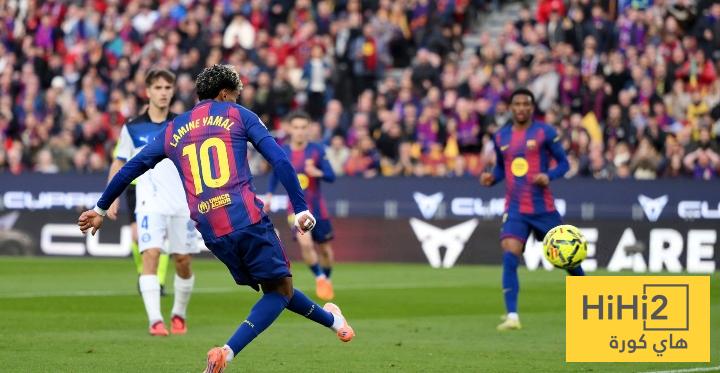 برشلونة ينهي الشوط الأول متقدما على ألافيس بهدفين لهدف