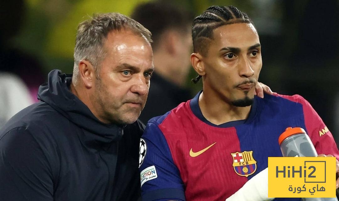 رافينيا يثبت تعدد أدواره مع برشلونة