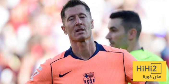 ليفاندوفسكي يهدر فرصة خطيرة أمام فرانكفورت