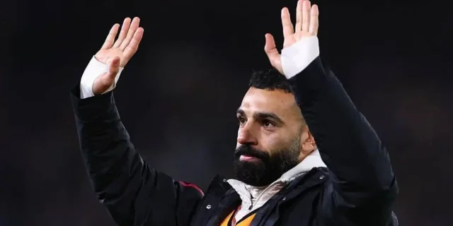تصريح قاسي من فان باستن عن محمد صلاح