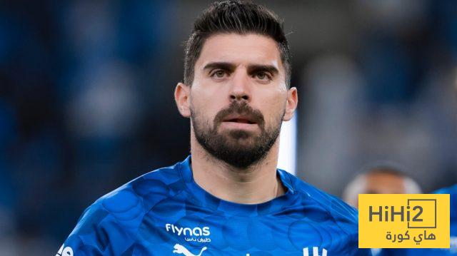 الهلال يترقب .. هل يوافق نيفيز على التجديد ؟