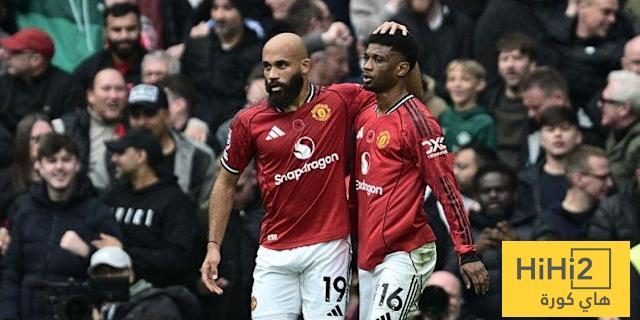 غموض حول مشاركة ثلاثي مانشستر يونايتد الافريقي