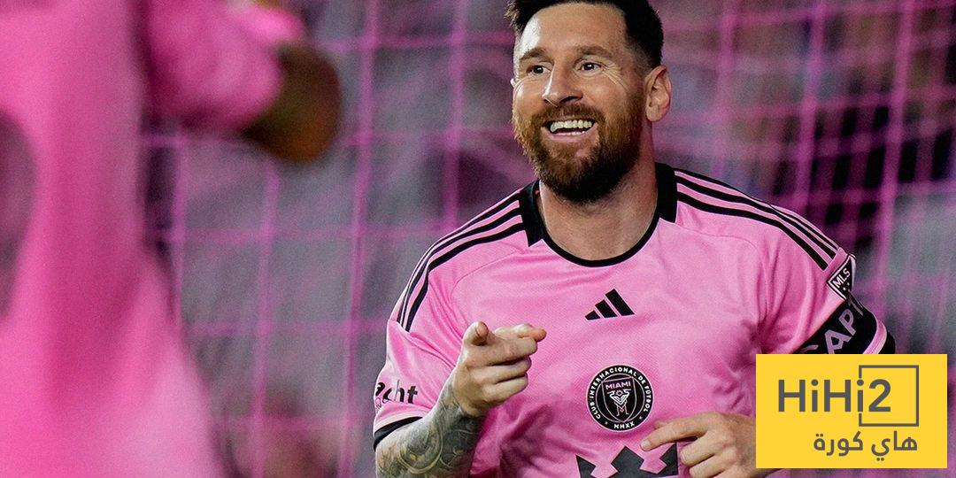 ميسي يحاول خطف نجم برشلونة